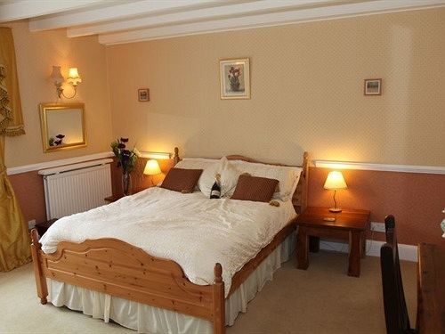 Burnley House 4*